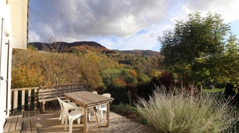 Cantal Gite Au Pied Du Griou Super Lioran Saint-Jacques-des-Blats Eksteriør bilde